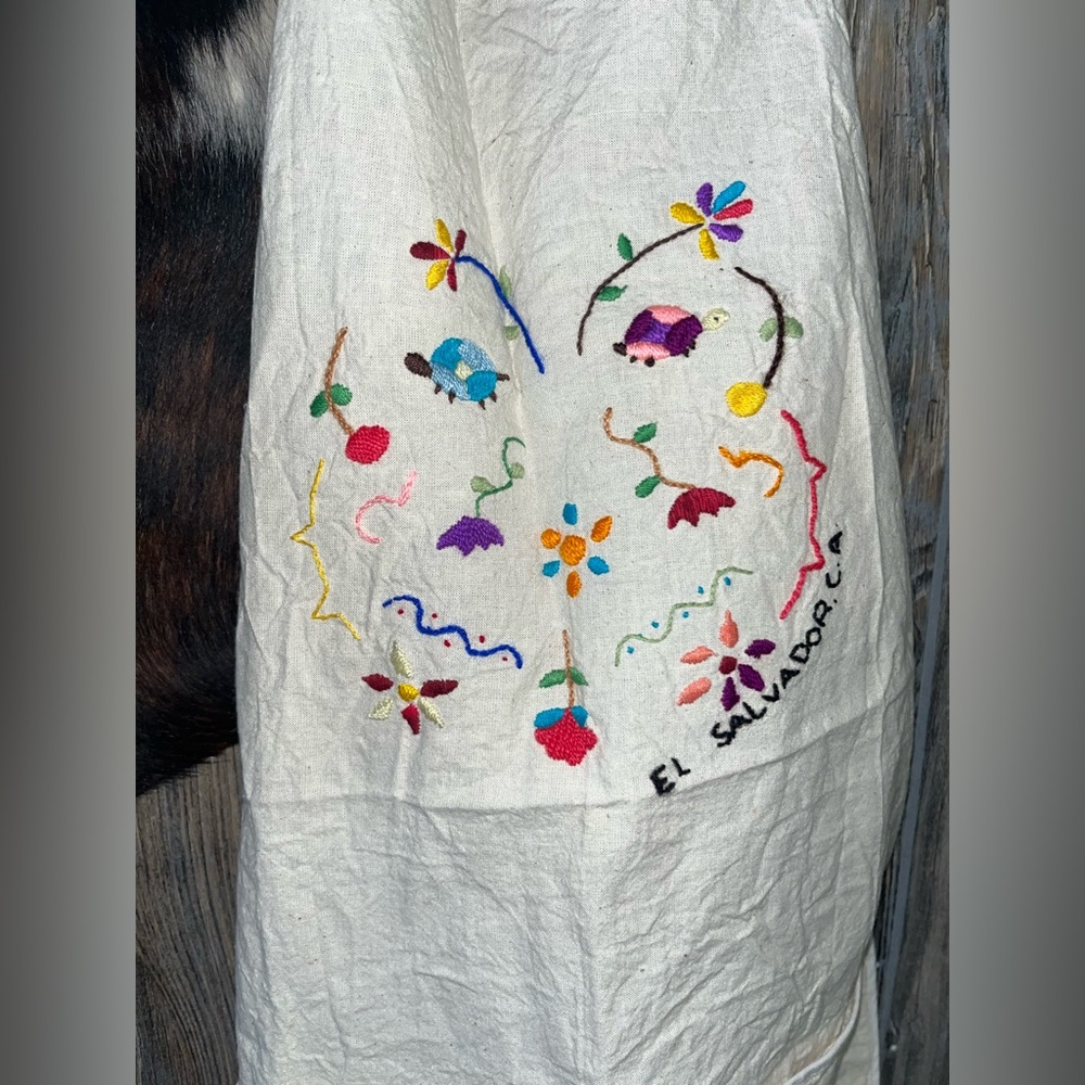 Handmade El Salvador crochet embroidered turtle colorful floral apron EUC - Picture 2 of 6